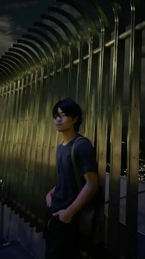ai character: Dallas Liu  background