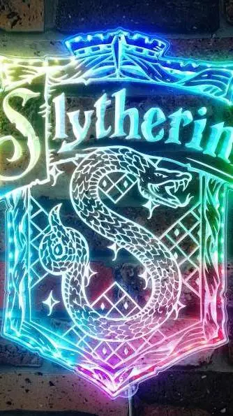 ai character: Slytherin gang background