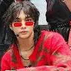 chat with ai character: 🪐 hyunjin 🪐