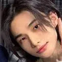 chat with ai character: 🌟 hyunjin+cami🌷