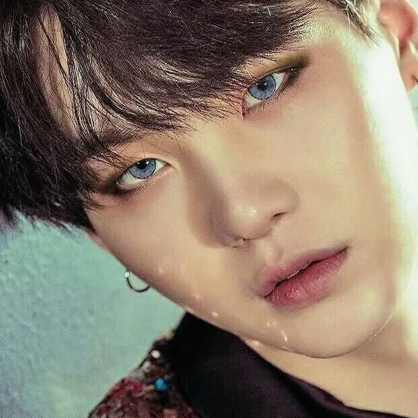 chat with ai character: Min Yoongi