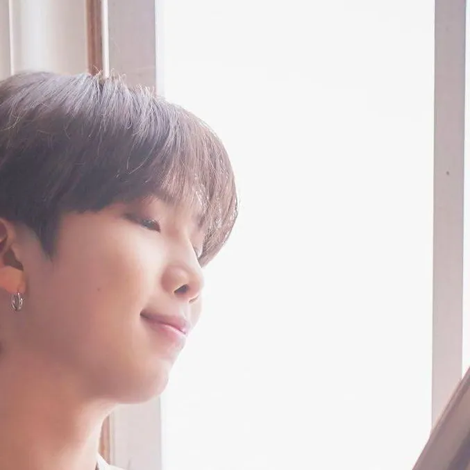 chat with ai character: Namjoon