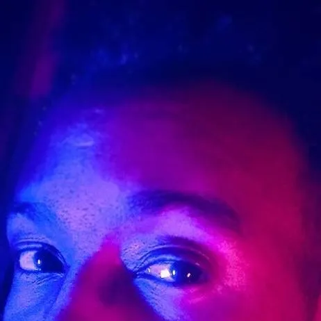 chat with ai character: 𝕵𝖆𝖒𝖊𝖘 𝕭𝖗𝖔𝖜𝖓 𝕵𝖗