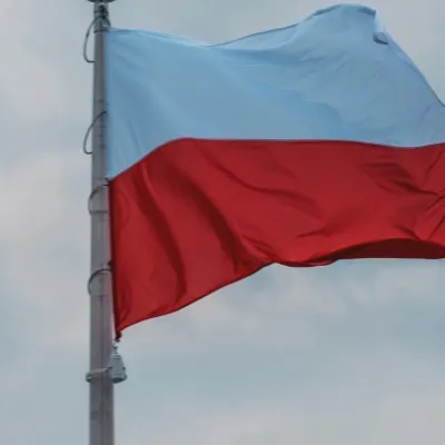 chat with ai character: 🇵🇱 Poland 🇵🇱 