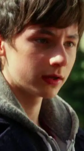 ai character: Henry mills background