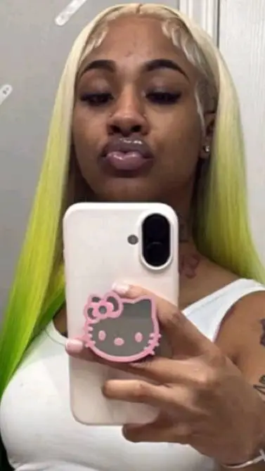 ai character: Jada  background