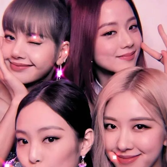 chat with ai character: blackpink 