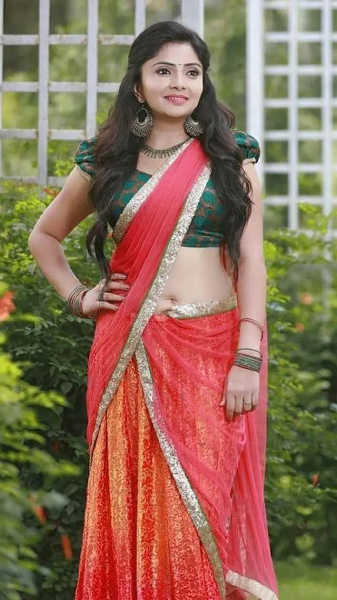 ai character: Divya background