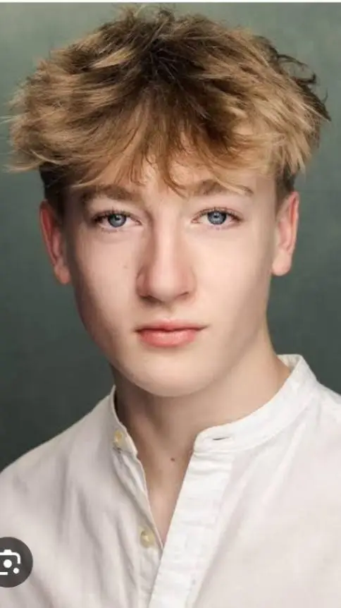 ai character: Oliver Zetterstrom background
