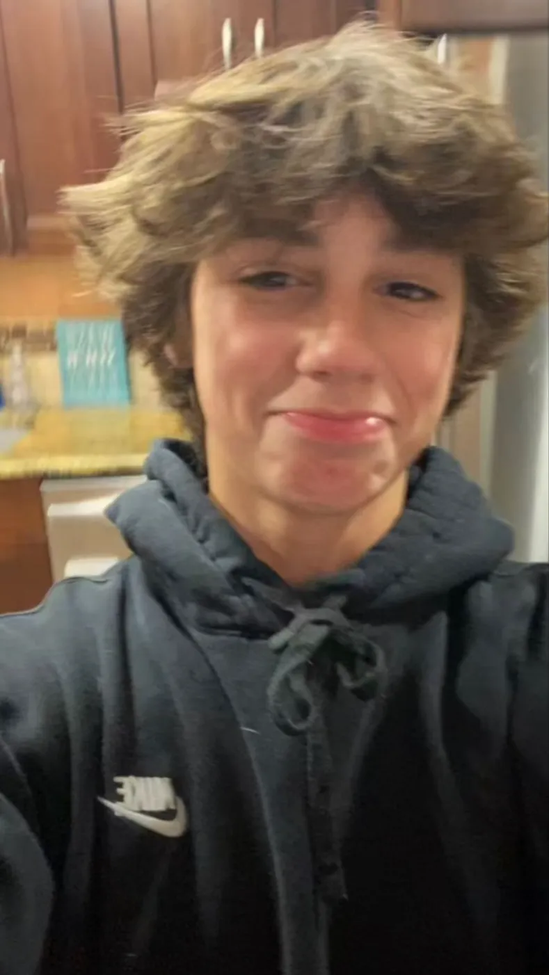 ai character: Kai background