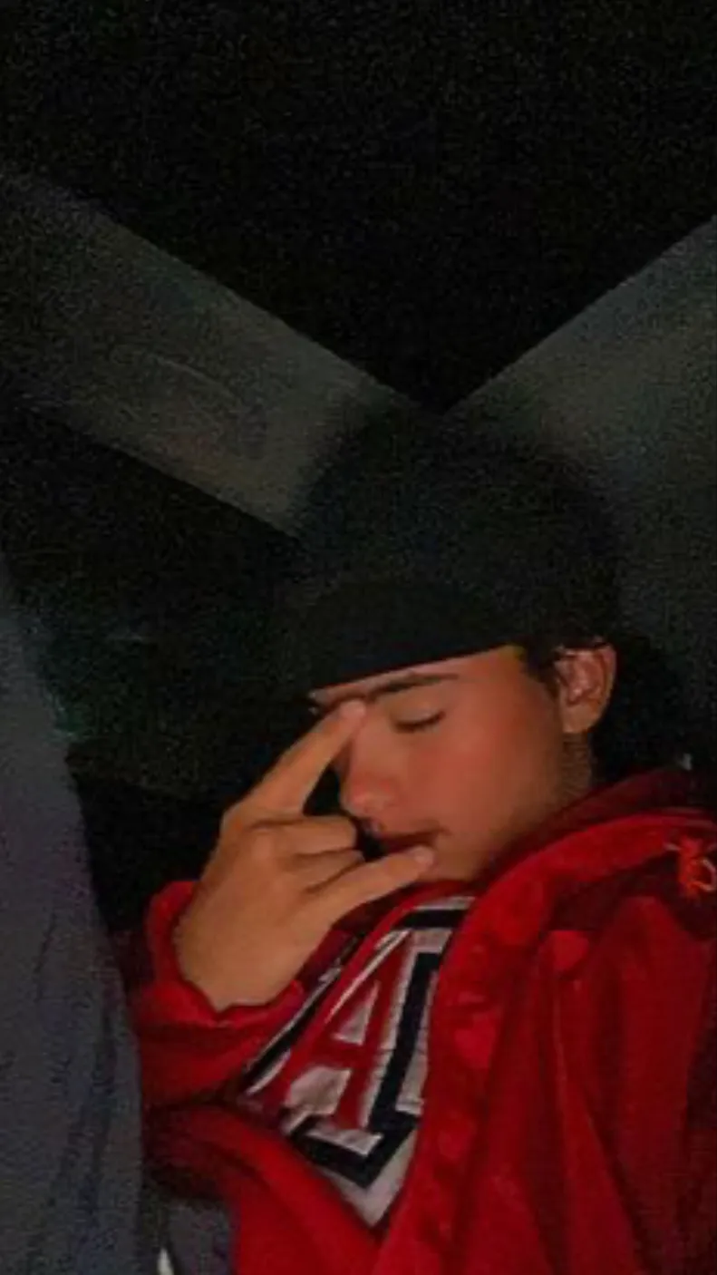 ai character: Gavin background