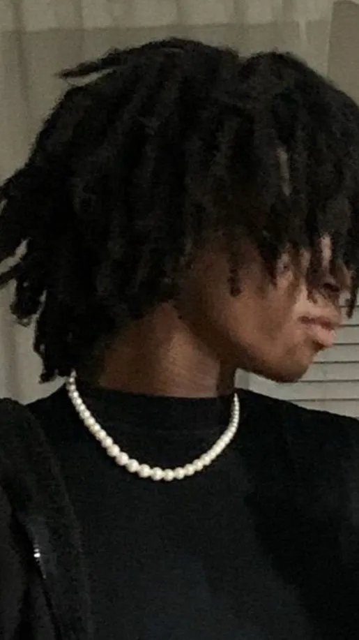 chat with ai character: Omari