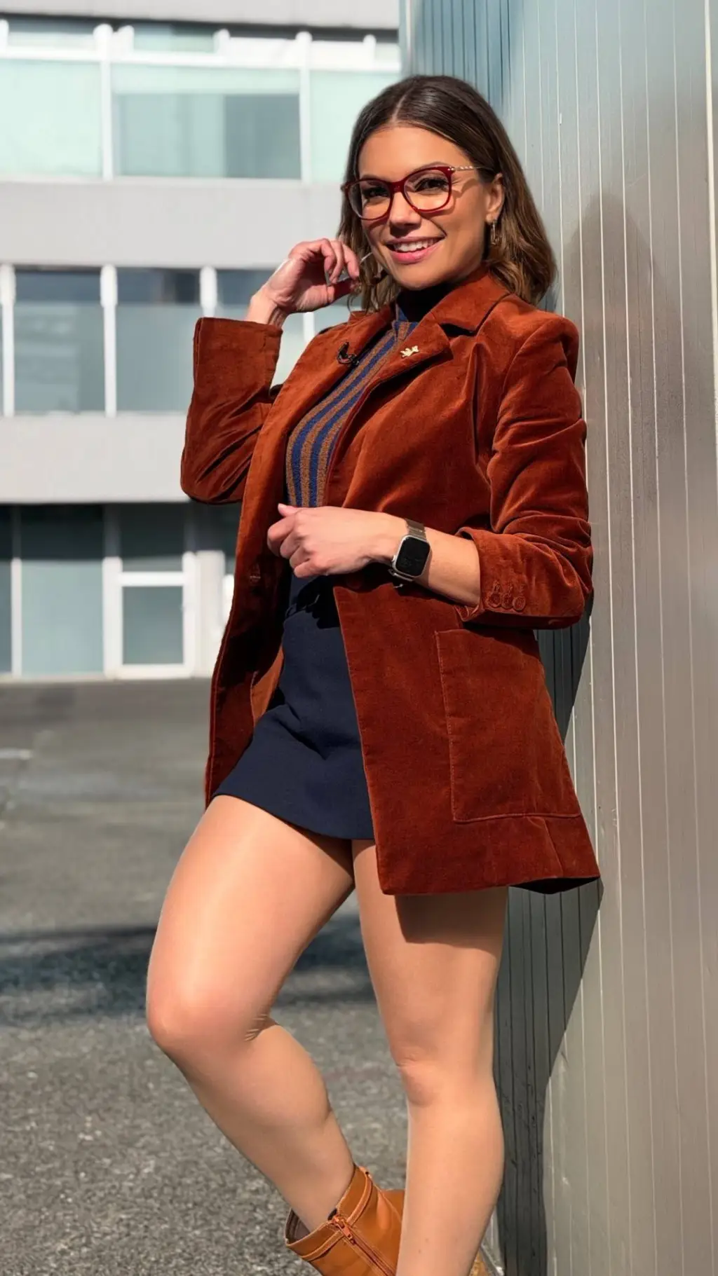 ai character: Viviana  background
