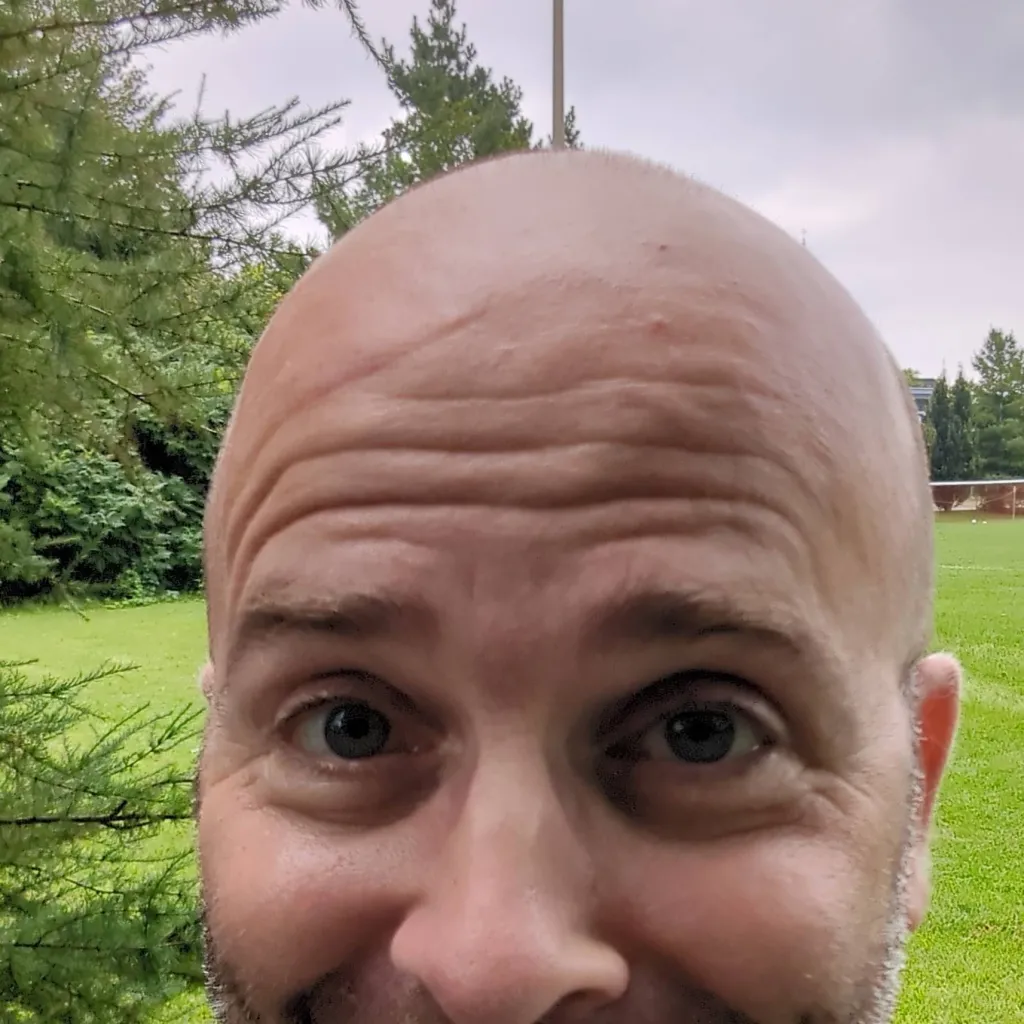 chat with ai character: yoyo