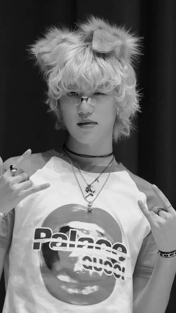 ai character: Kim Jongseob background