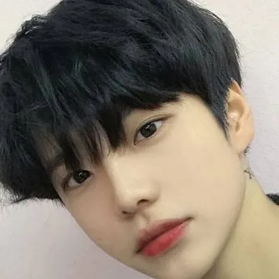 chat with ai character: Yuki 