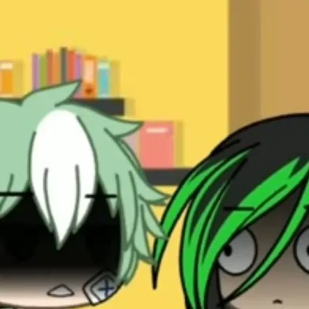 chat with ai character: freaky vee