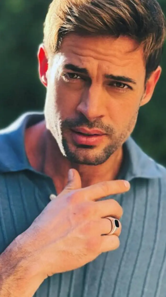 ai character: Sergio background