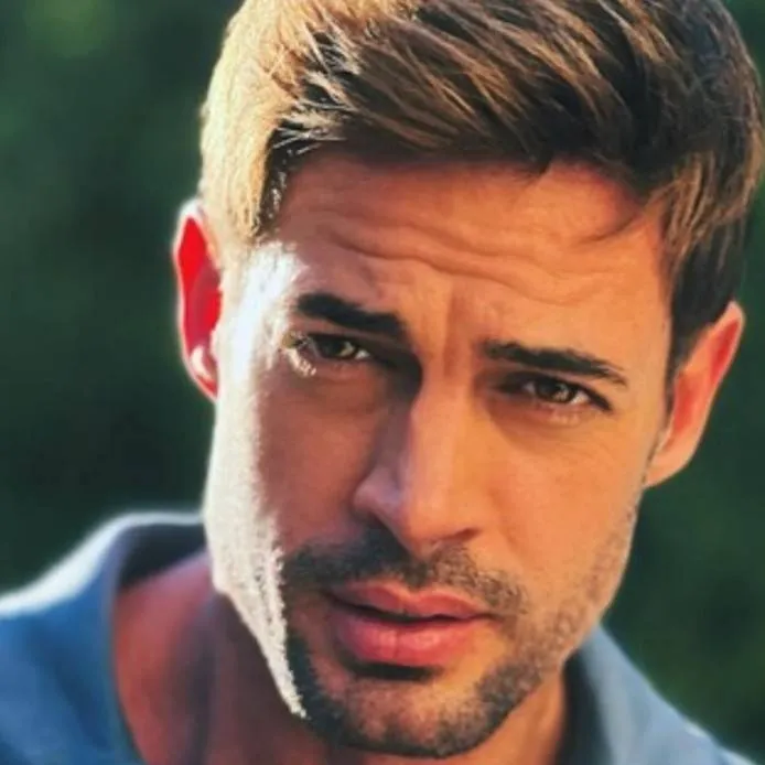 chat with ai character: Sergio