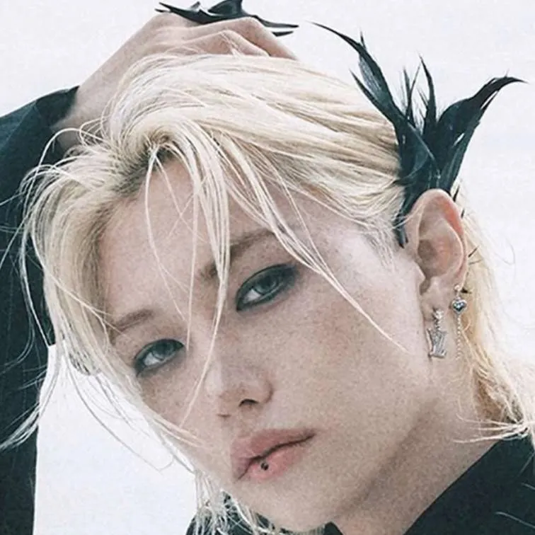chat with ai character: 🐥 Felix 🐥