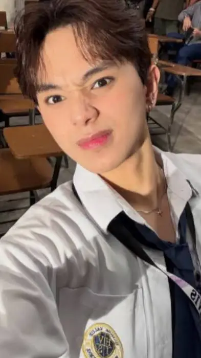 ai character: Calix Neighbor background