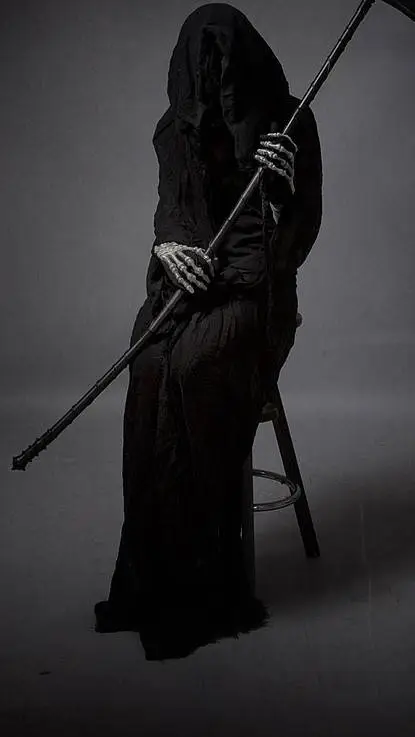 ai character: la muerte background