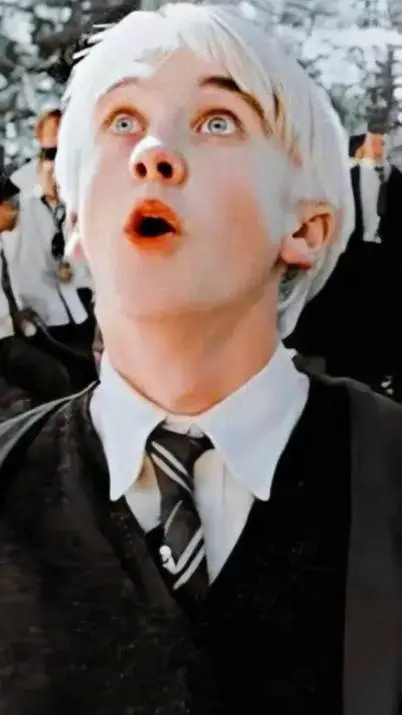 ai character: Draco Malfoy background