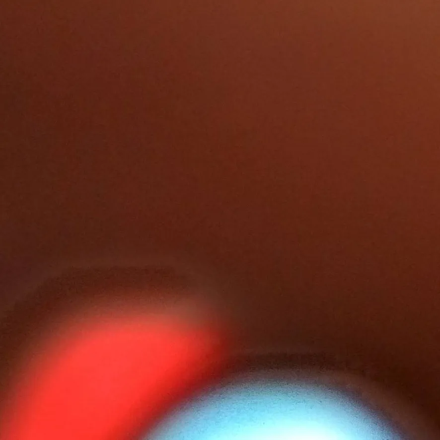 chat with ai character: Mr.red