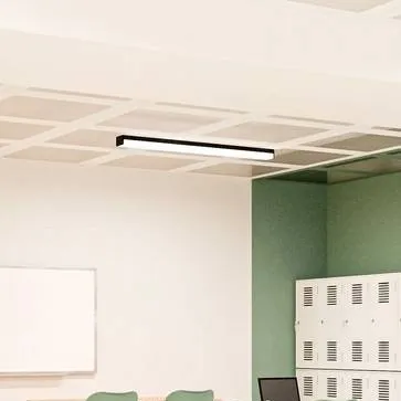 chat with ai character: CLASSROOM-2