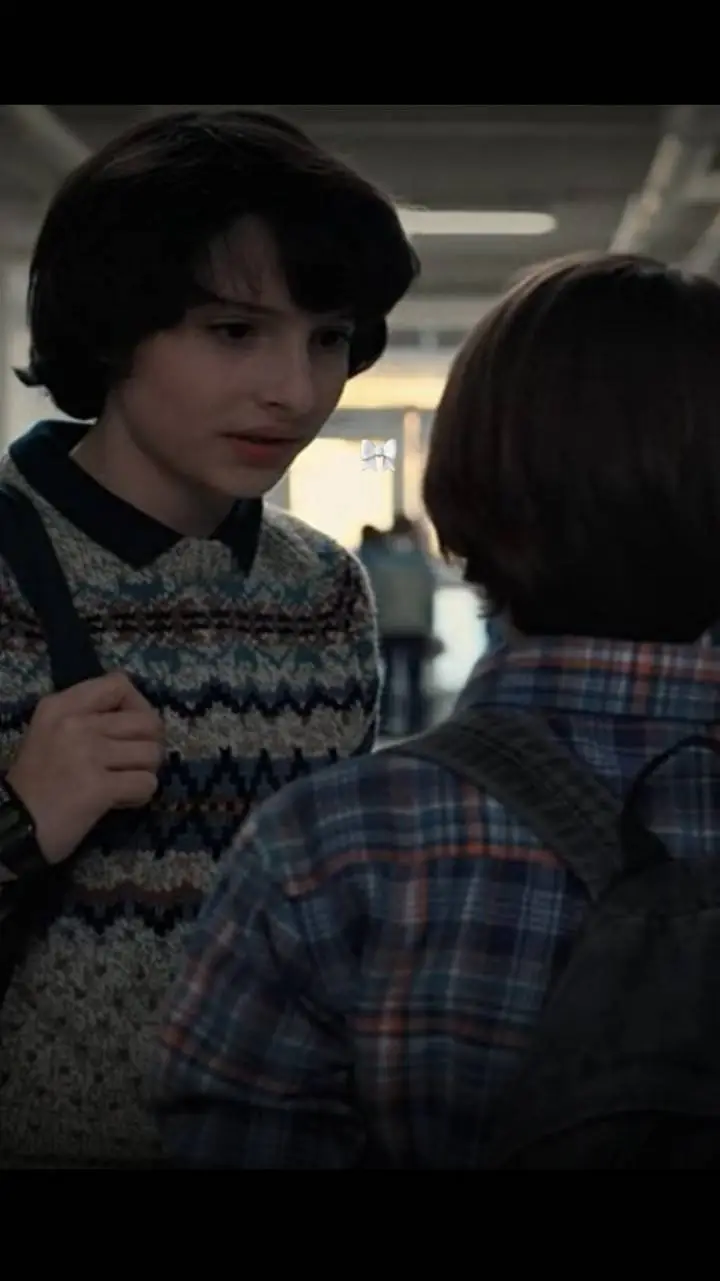 ai character: @  .𝐁 𝑦𝑙𝑒𝑟 ❤︎ background