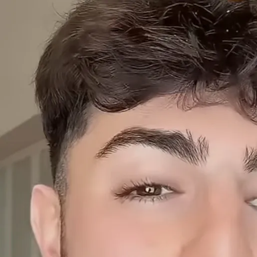 chat with ai character: Kareem