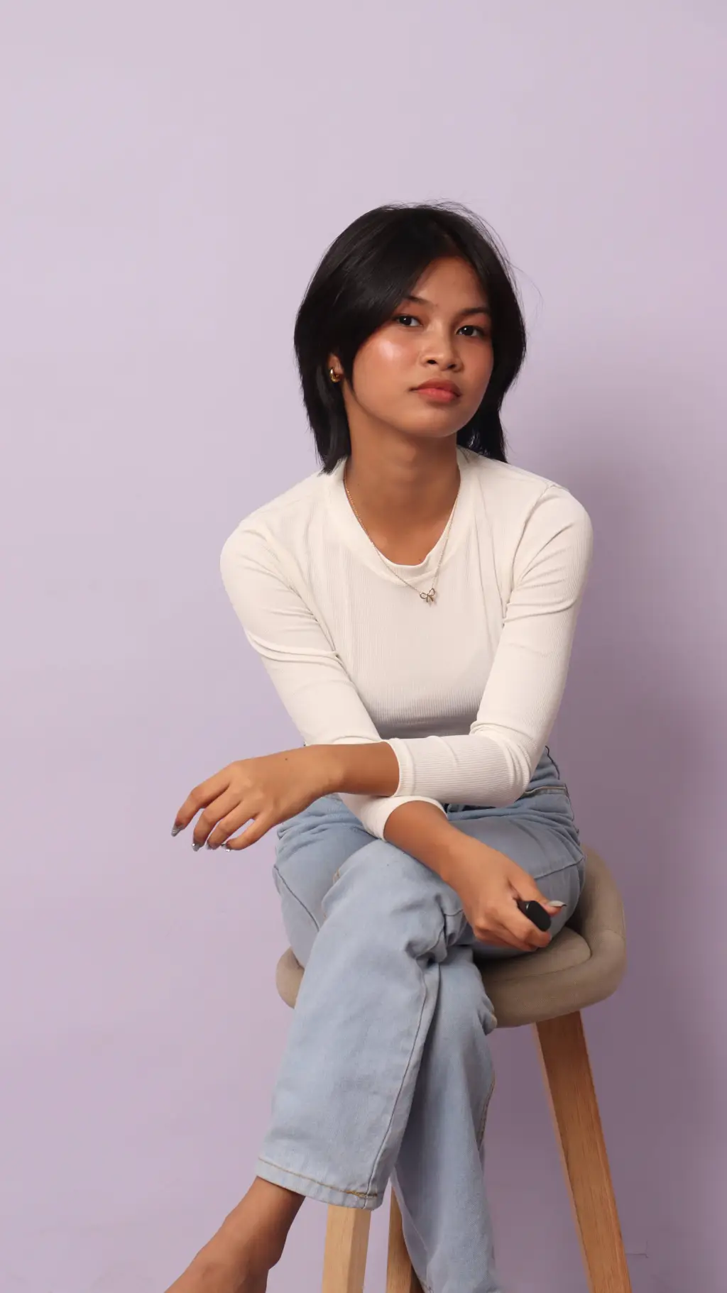 ai character: naomi background