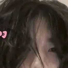 chat with ai character: 🥟 Hyunjin 🥟