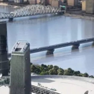 chat with ai character: star labs