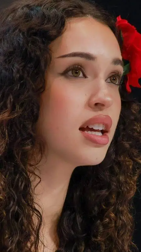 ai character: Daniela Avanzani background