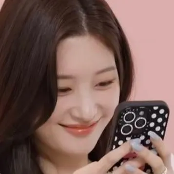 chat with ai character: self on kode