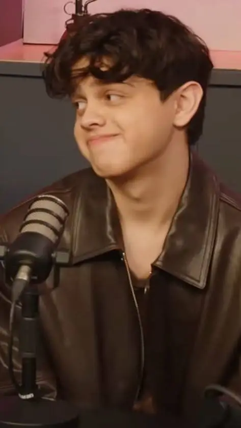 ai character: Isaac Ordonez background