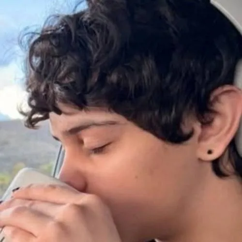 chat with ai character: Isaac Ordonez