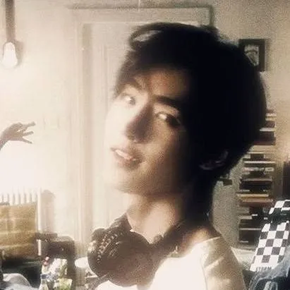 chat with ai character: Park Sunghoon