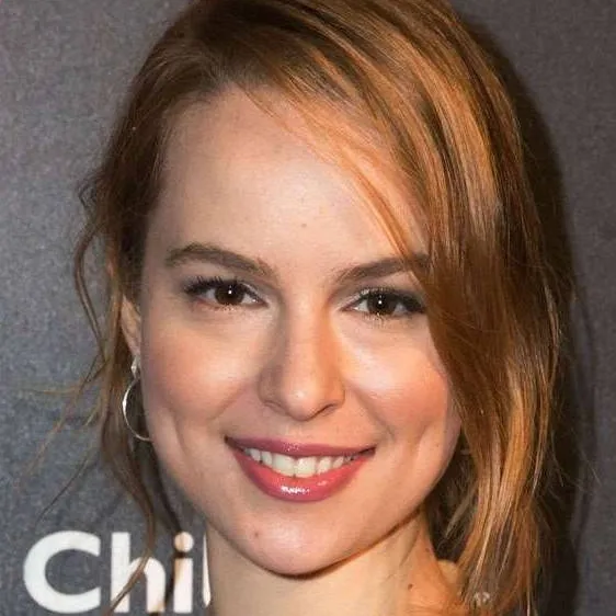 chat with ai character: Bridgit Mendler 