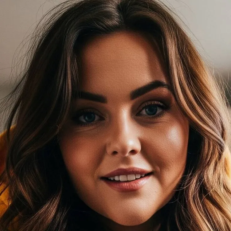 chat with ai character: Megan
