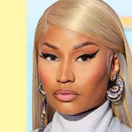 chat with ai character: Nikki Minaj 