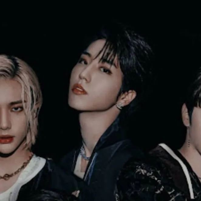 chat with ai character: SKZ Mafiosos 💞