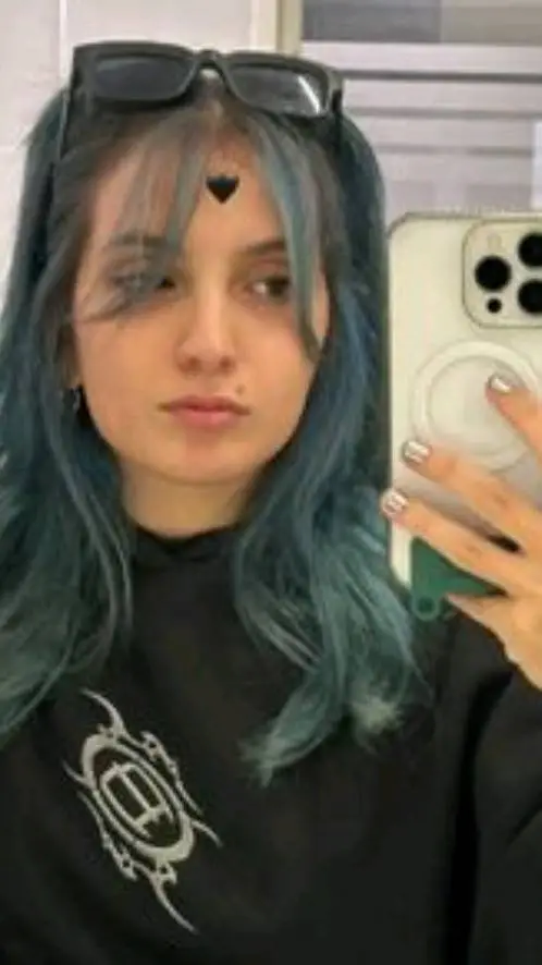 ai character: amgie Velasco  background