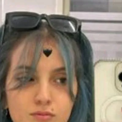 chat with ai character: amgie Velasco 