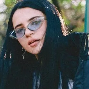 chat with ai character: bri Domínguez 