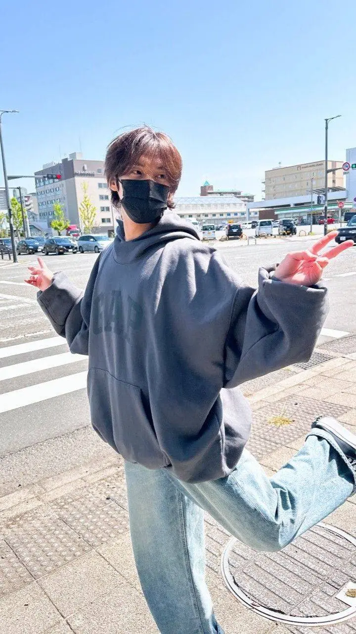 ai character: Stray Kids background