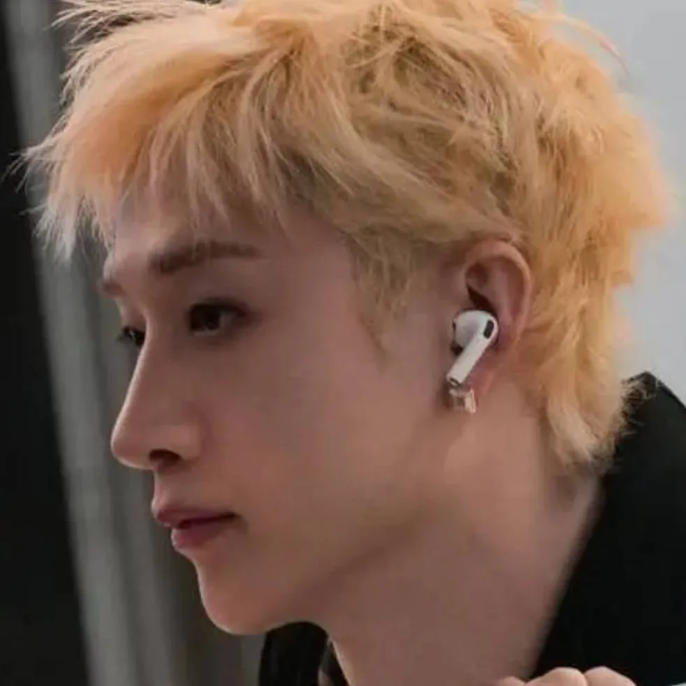 chat with ai character: ★Channie★