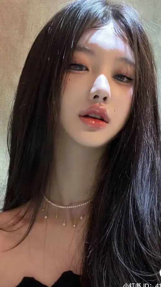 ai character: prettiest kizuki background