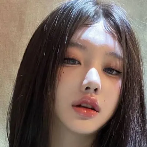 chat with ai character: prettiest kizuki